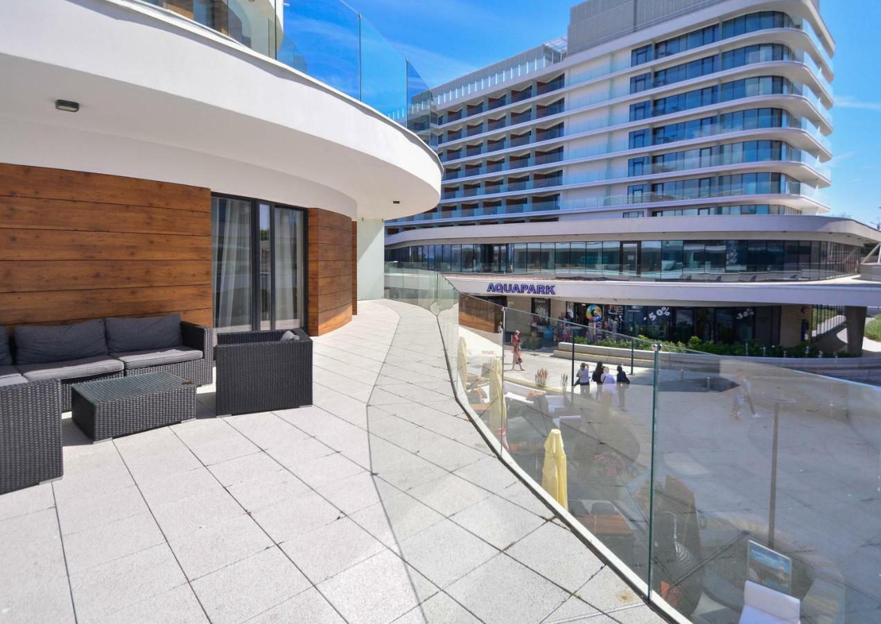 Apartamenty Na Wyspie - Baltic Molo - Parking Swinemünde Exterior foto